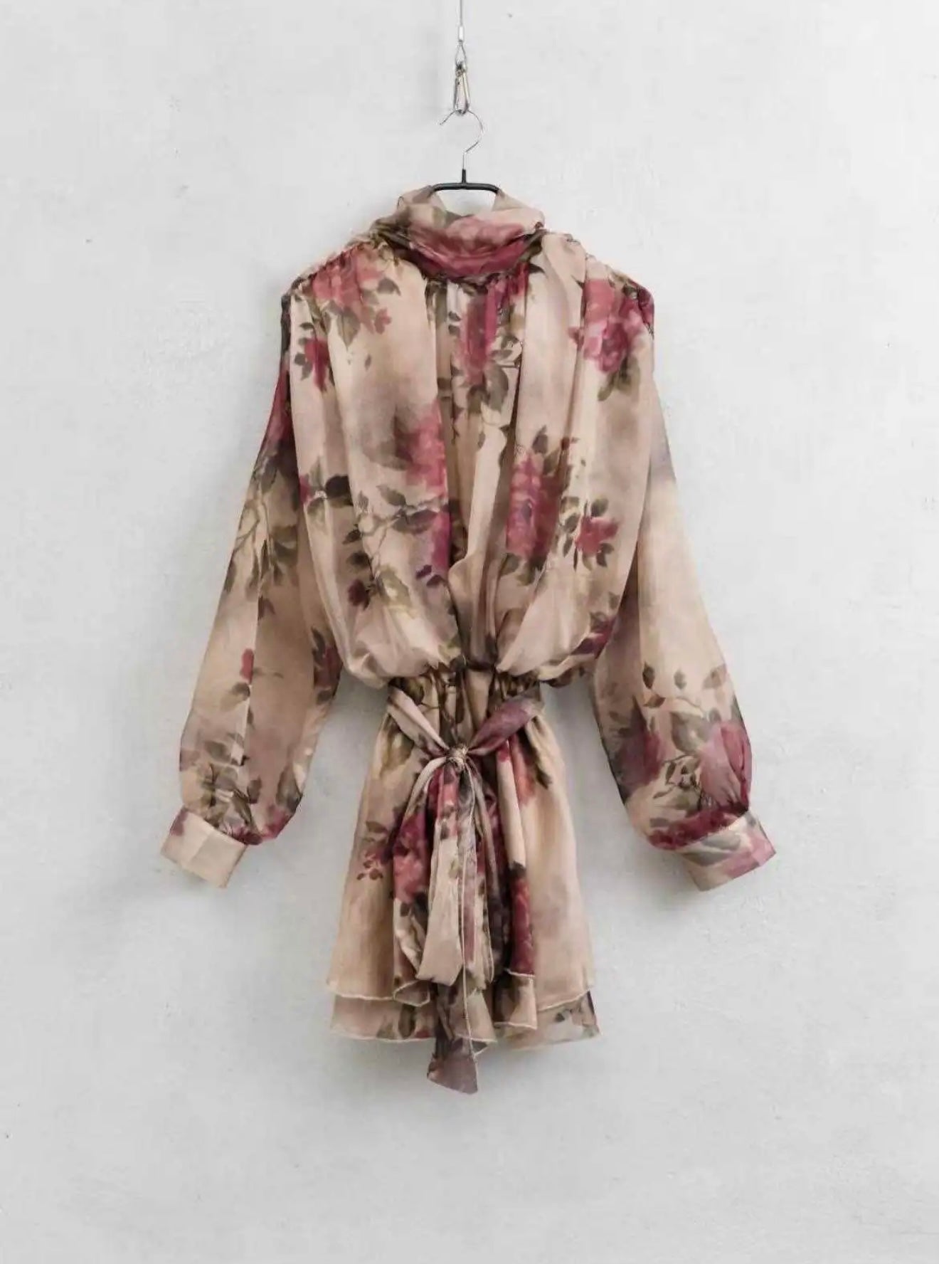 Φόρεμα με λουλούδια