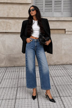Wide leg τζιν ψηλόμεσο μπλε σε μοντέλο