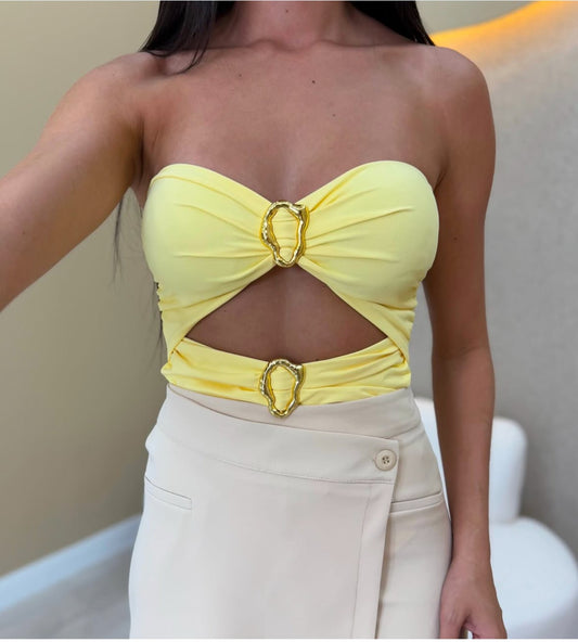 Strapless τοπ με χρυσή λεπτομέρεια