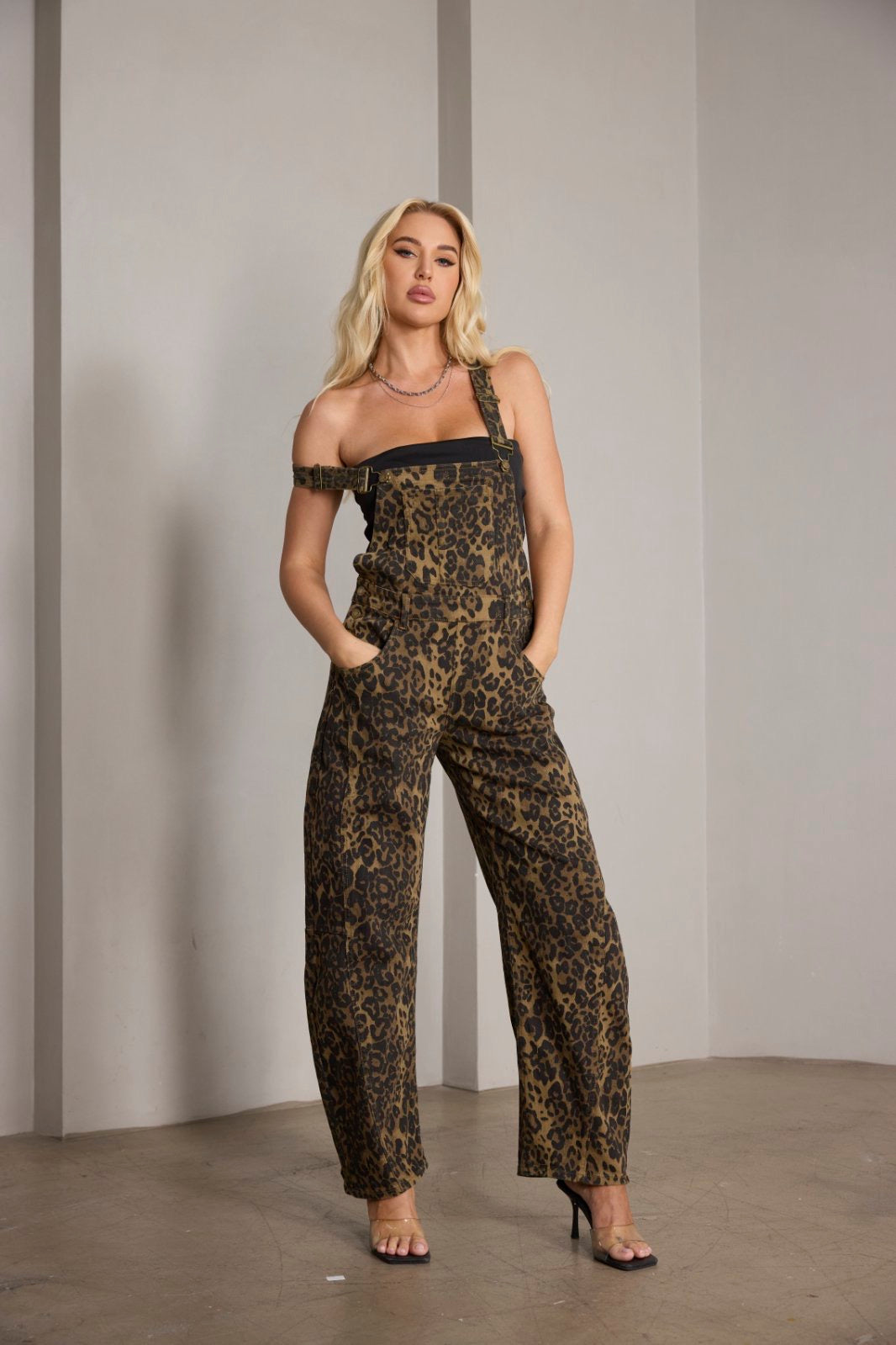 Λεοπάρ Τζιν σαλοπέτα