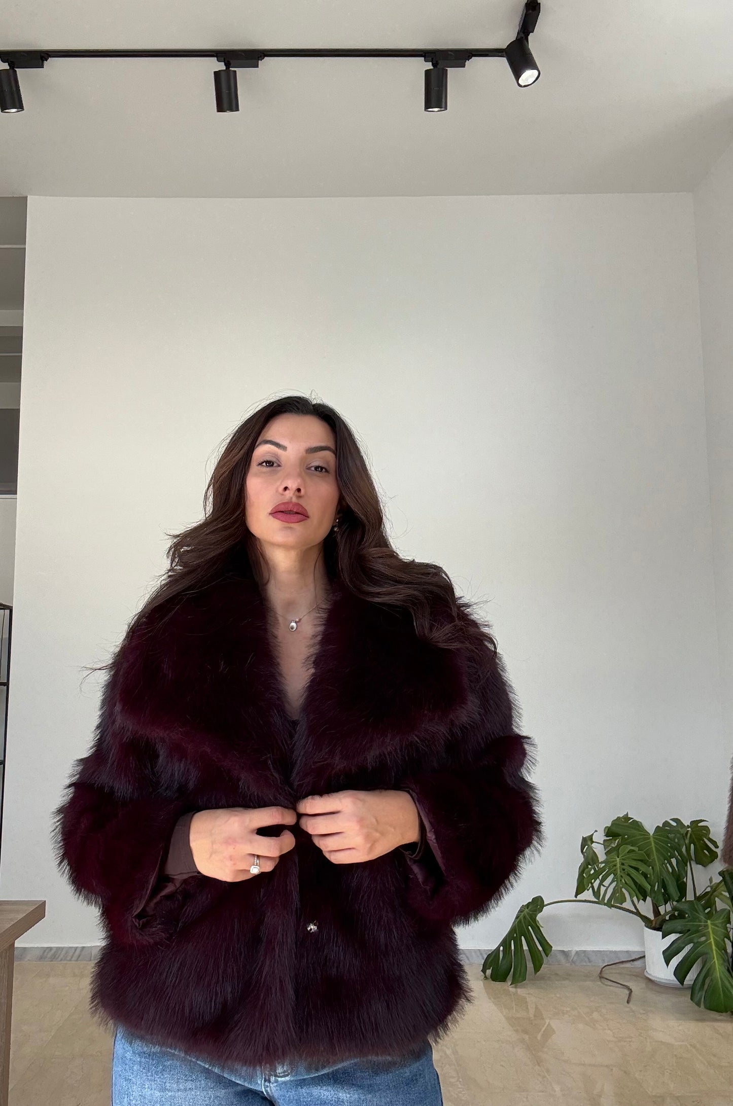 Faux γούνα με γιακά