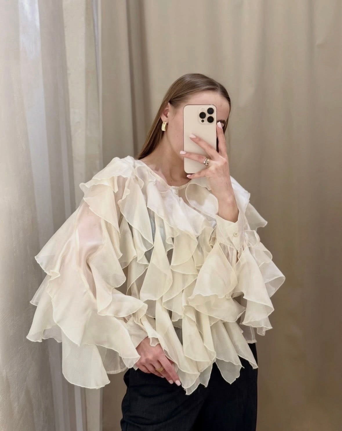 Πουκάμισο με βολάν