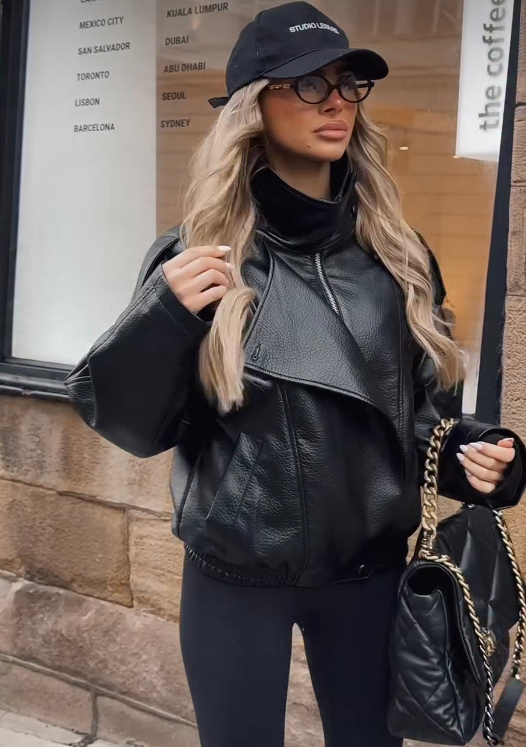 Viral Ματ Oversized δερματίνη τζάκετ