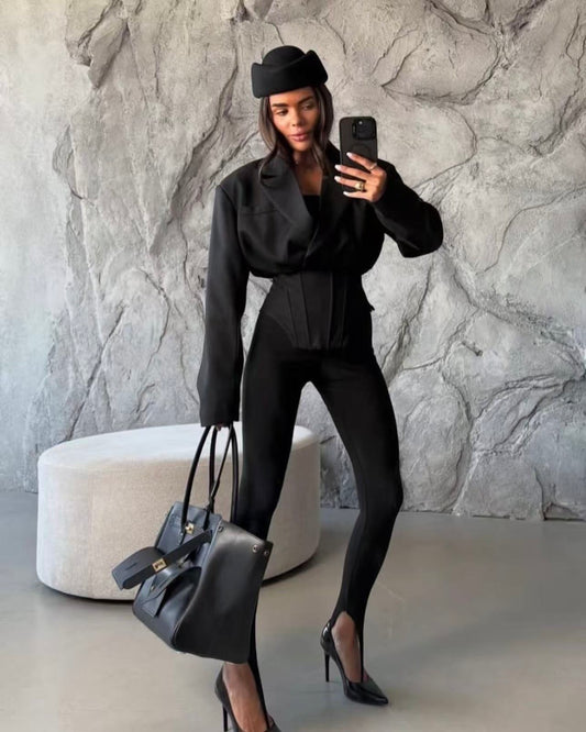 Τοπ με τελείωμα κορσέ