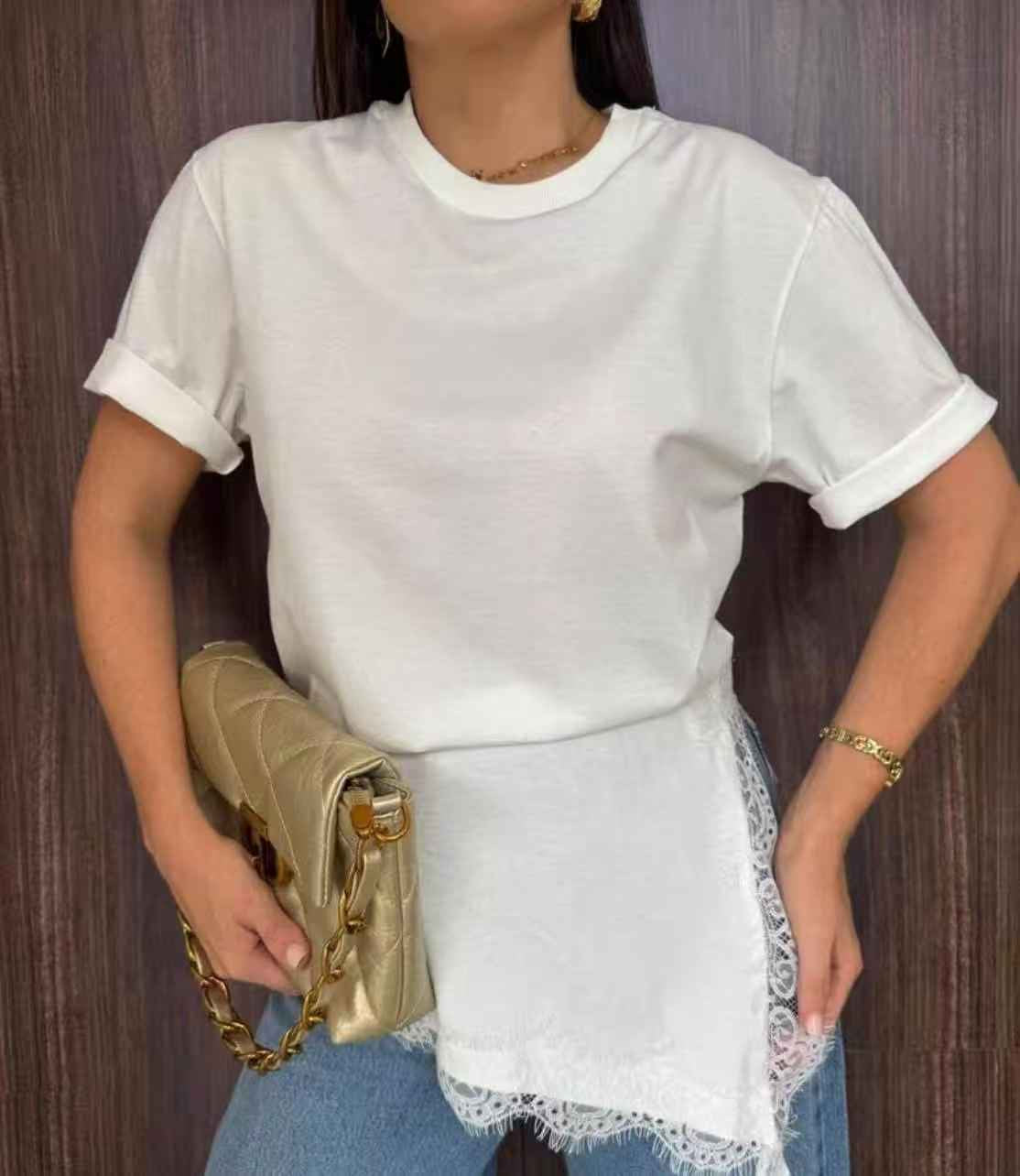 T-Shirt με τελείωμα δαντέλας