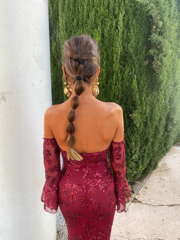 Φόρεμα με κεντητές λεπτομέρειες και μανίκια