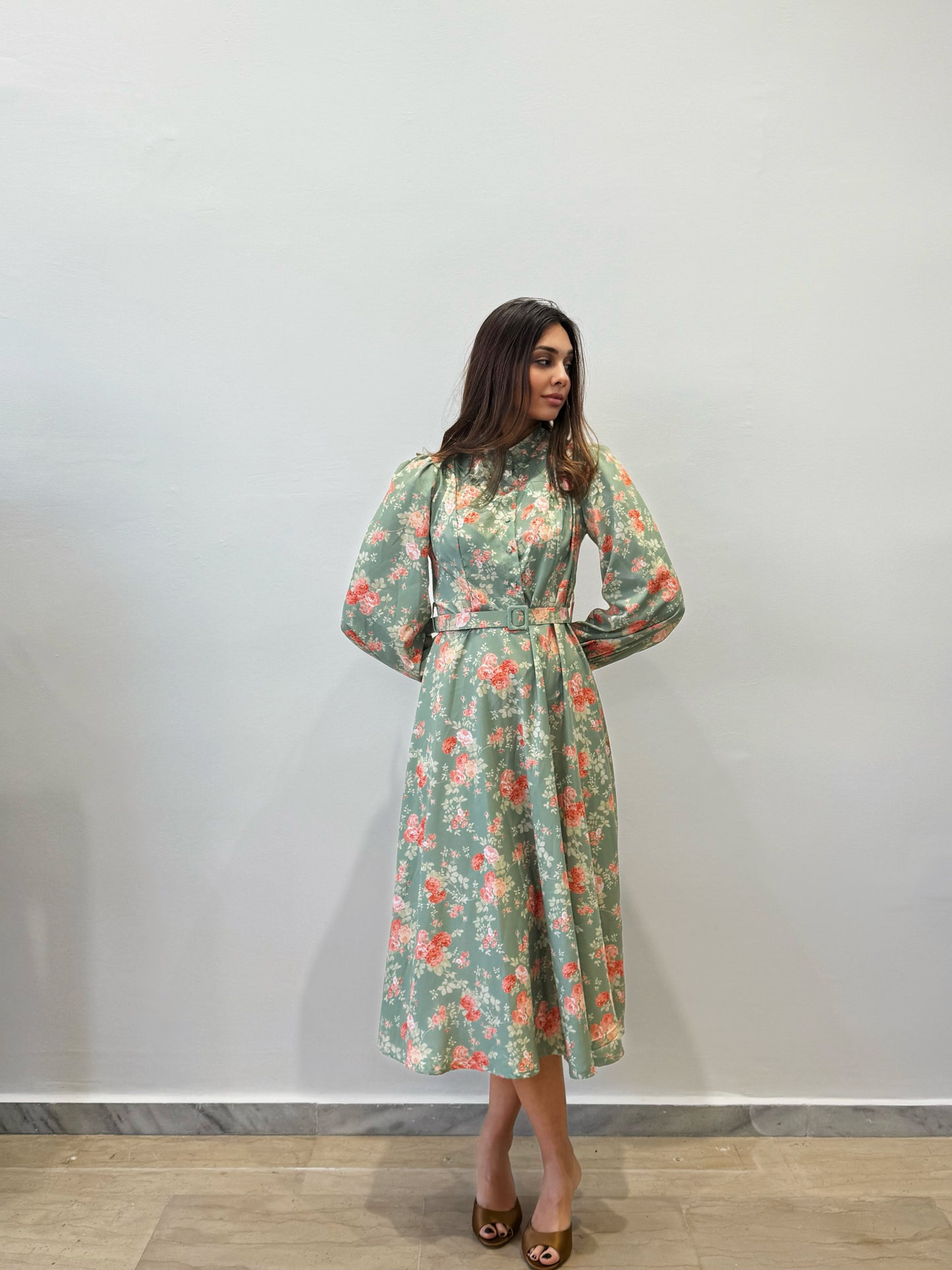 Μίντι floral μακρυμάνικο φόρεμα