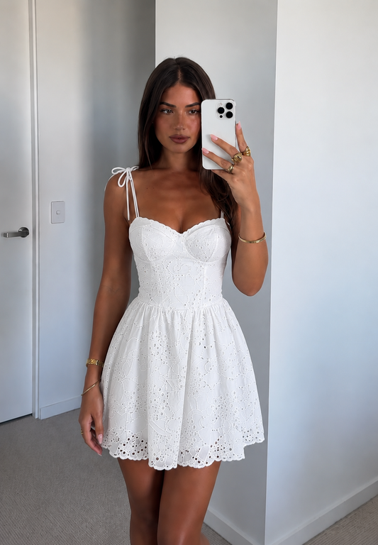 Mini Broderie Φόρεμα με Τιραντάκια