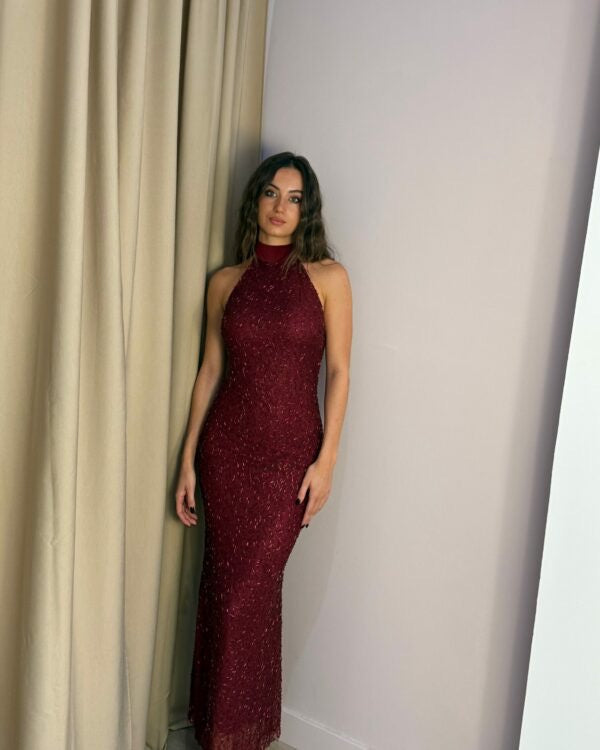 Φόρεμα με παγιέτα και έξω πλάτη