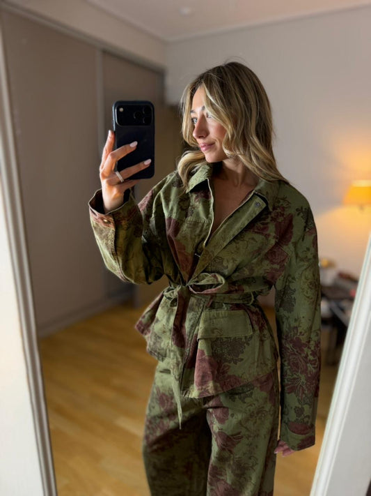 Σετ τζάκετ και παντελόνι  με λουλούδια Lumina