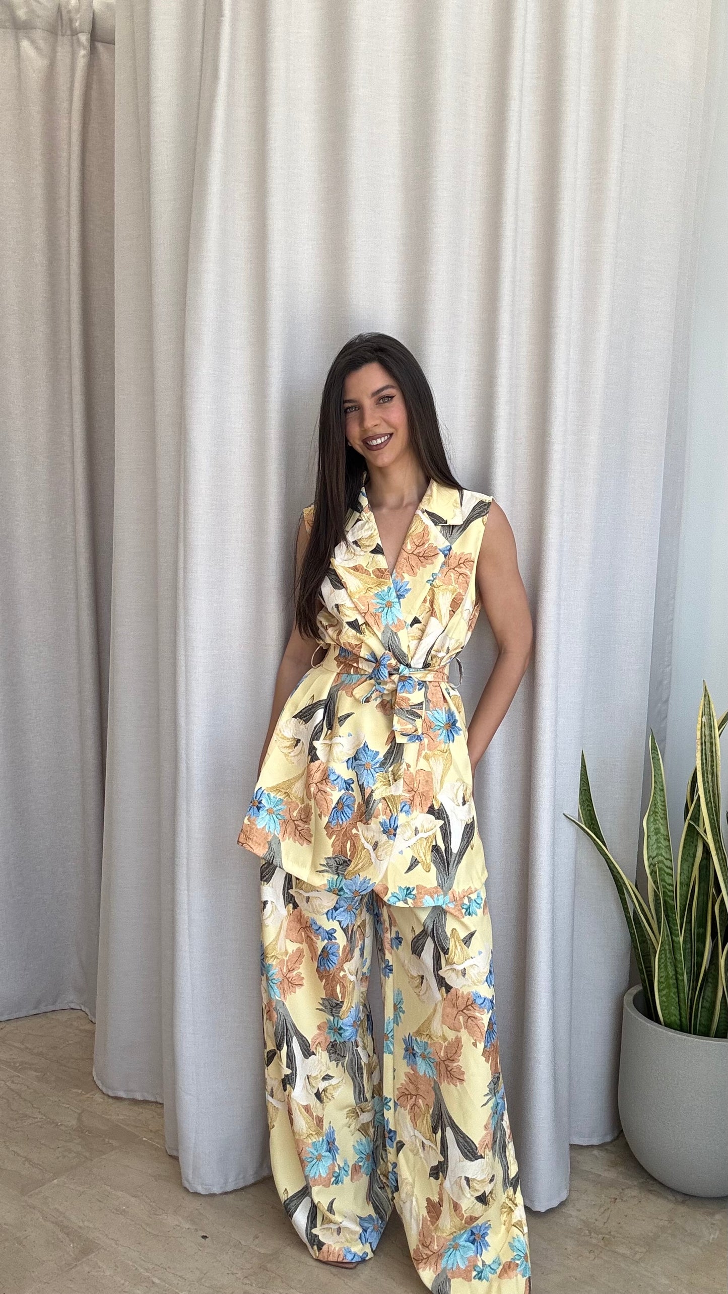 Σετ floral γιλέκο  & παντελόνι