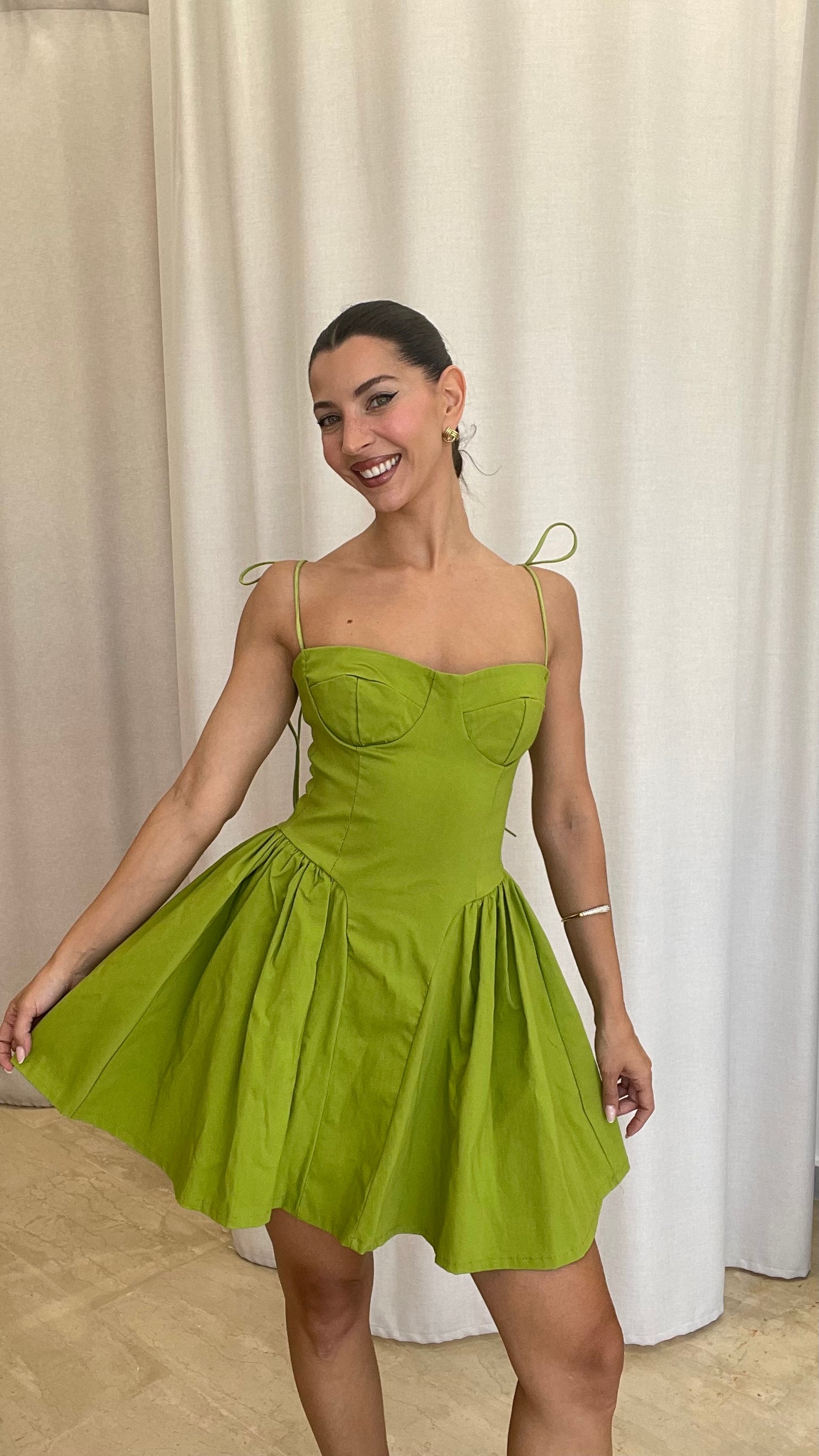 Mini Dress με Δέσιμο στους Ώμους