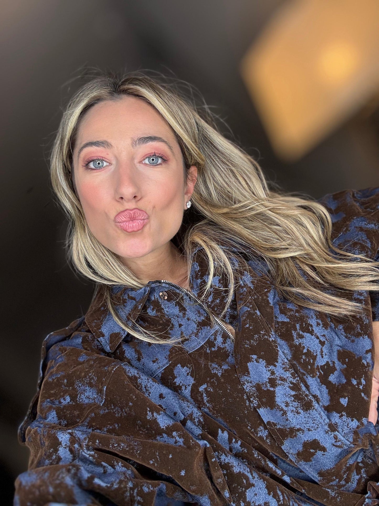 Σετ velvet τζάκετ και παντελόνι