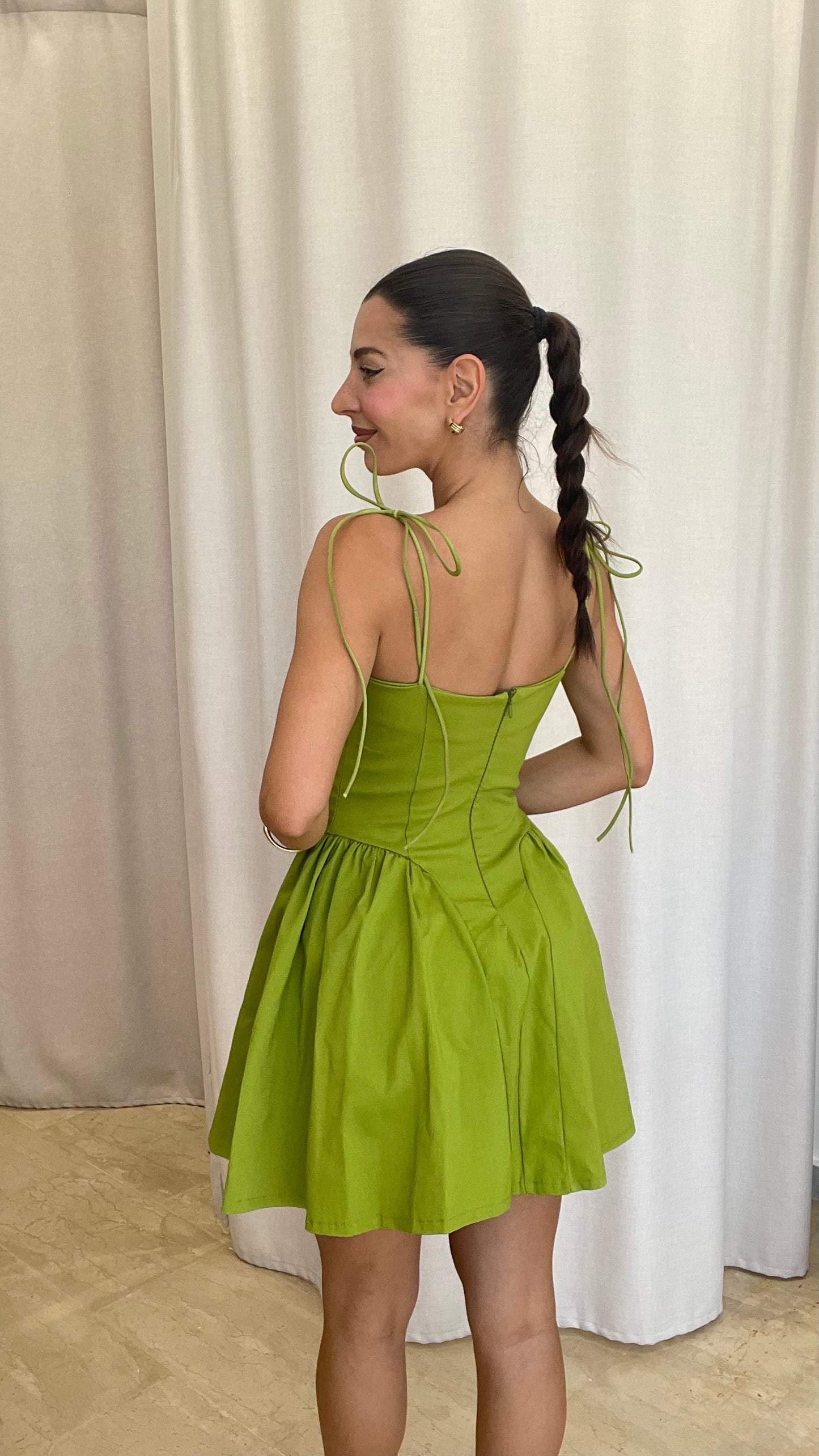 Mini Dress με Δέσιμο στους Ώμους