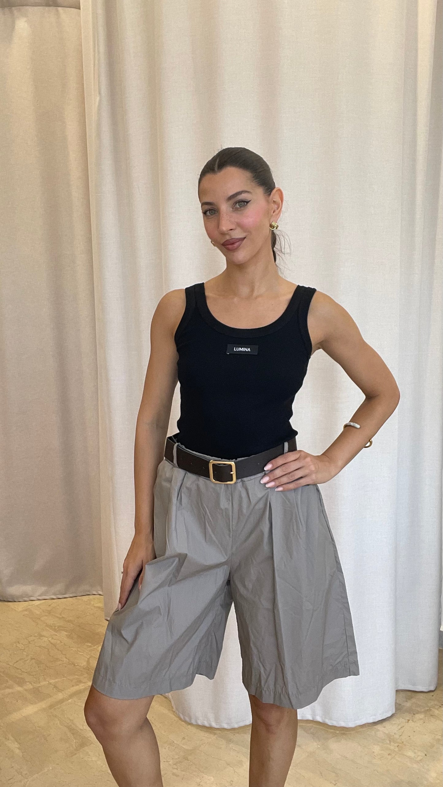 Βερμούδα σορτς με ζώνη