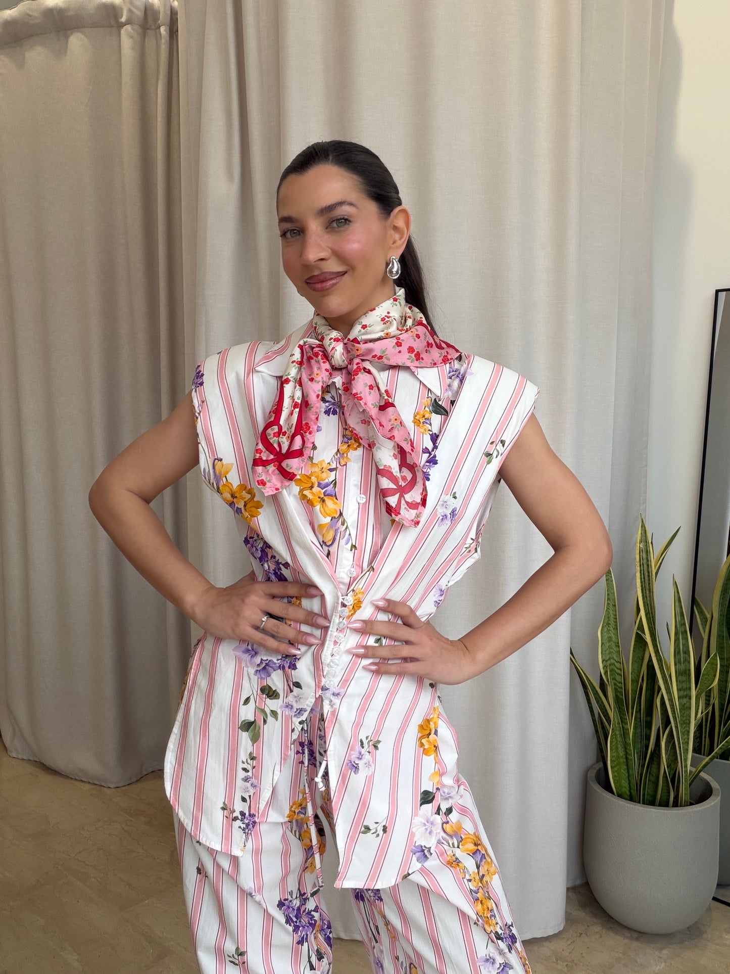 Lumina Floral Ριγέ Σετ Γιλέκο & Παντελόνι σε Άνετη Γραμμή