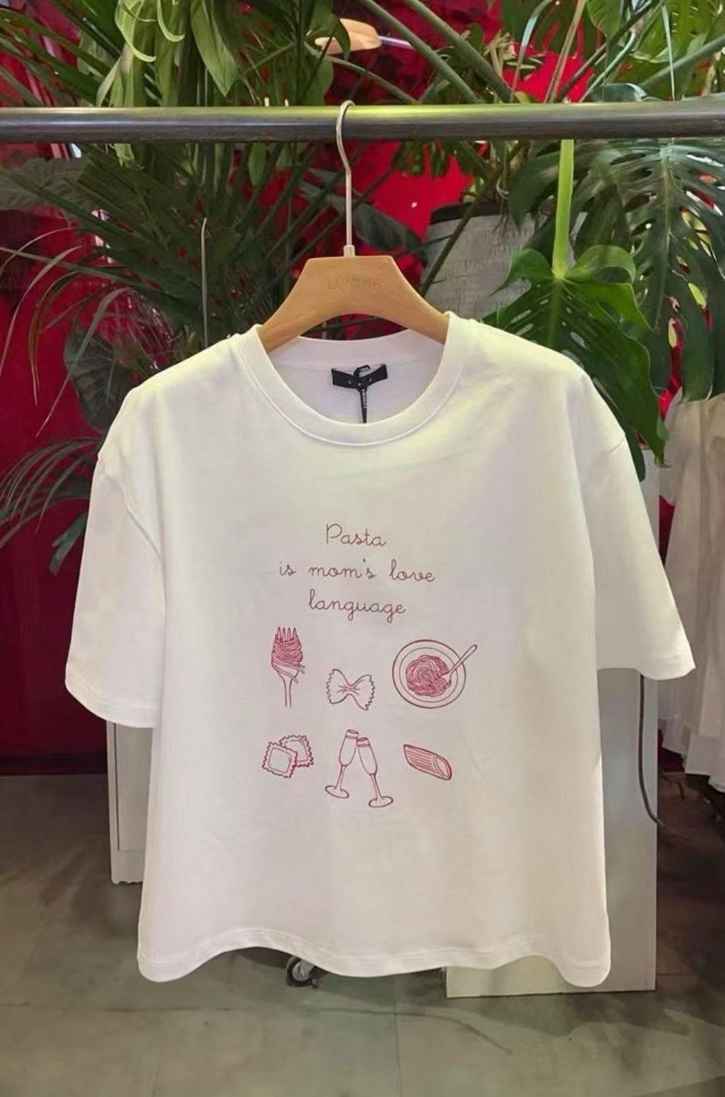 Pasta is Mom’s Love Language Lumina - T-Shirt