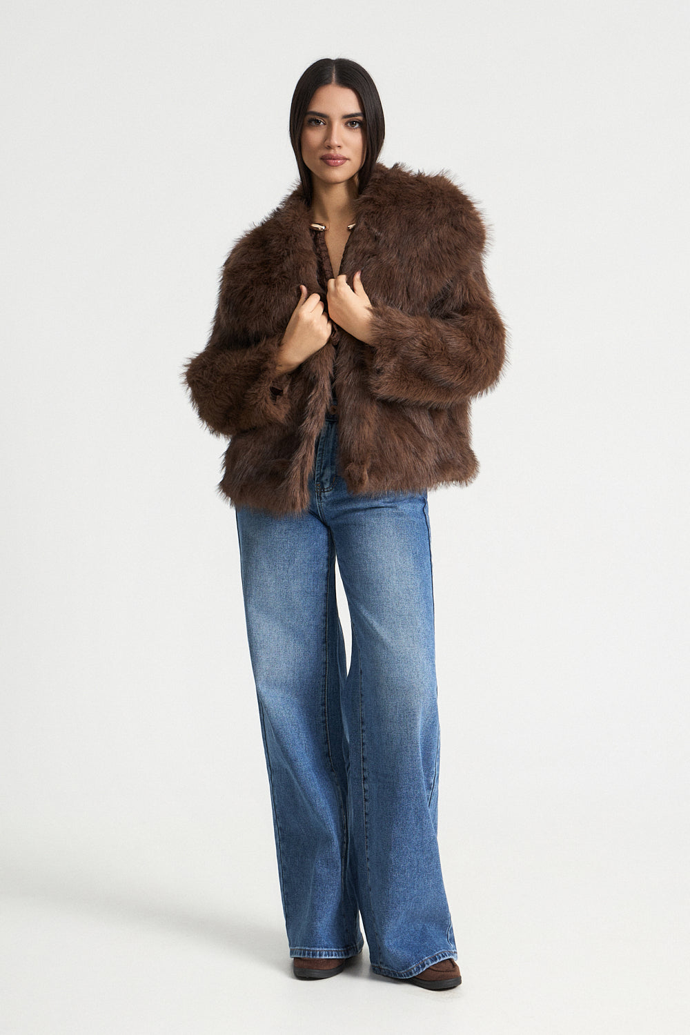 Faux γούνα με γιακά