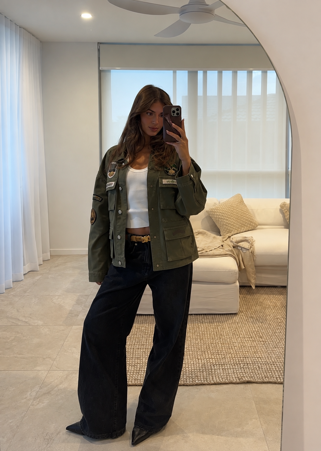 Oversized jacket με patches και φτερά
