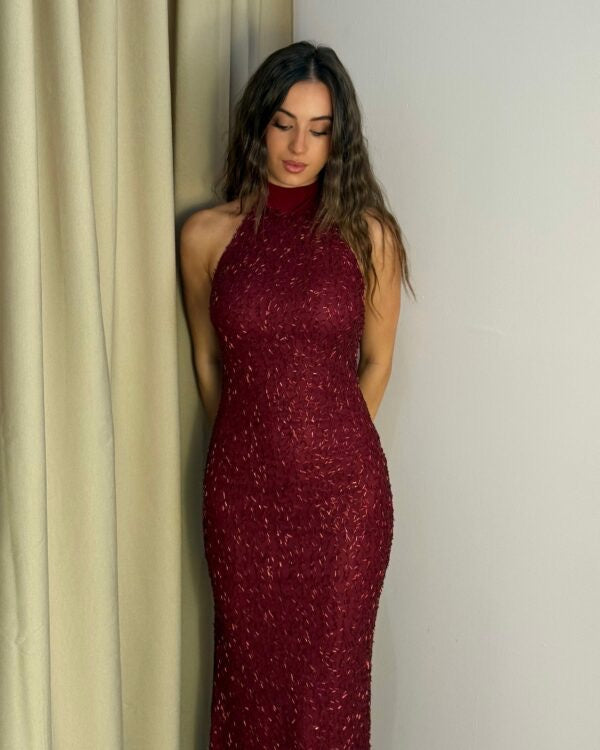 Φόρεμα με παγιέτα και έξω πλάτη