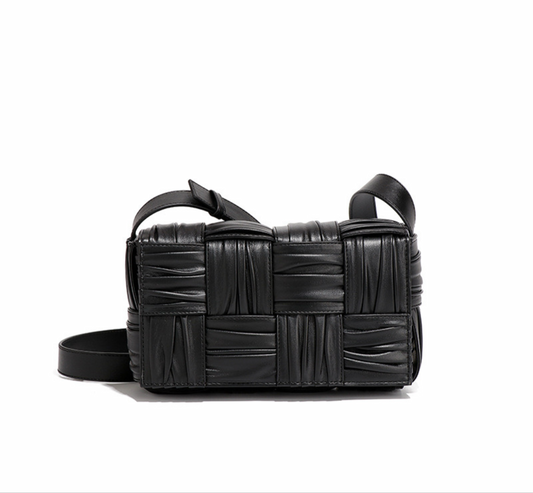 Evie Τσαντάκι