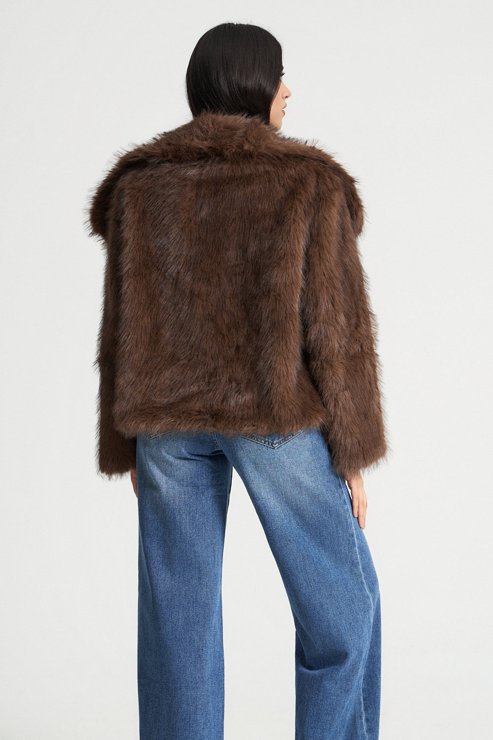 Faux γούνα με γιακά