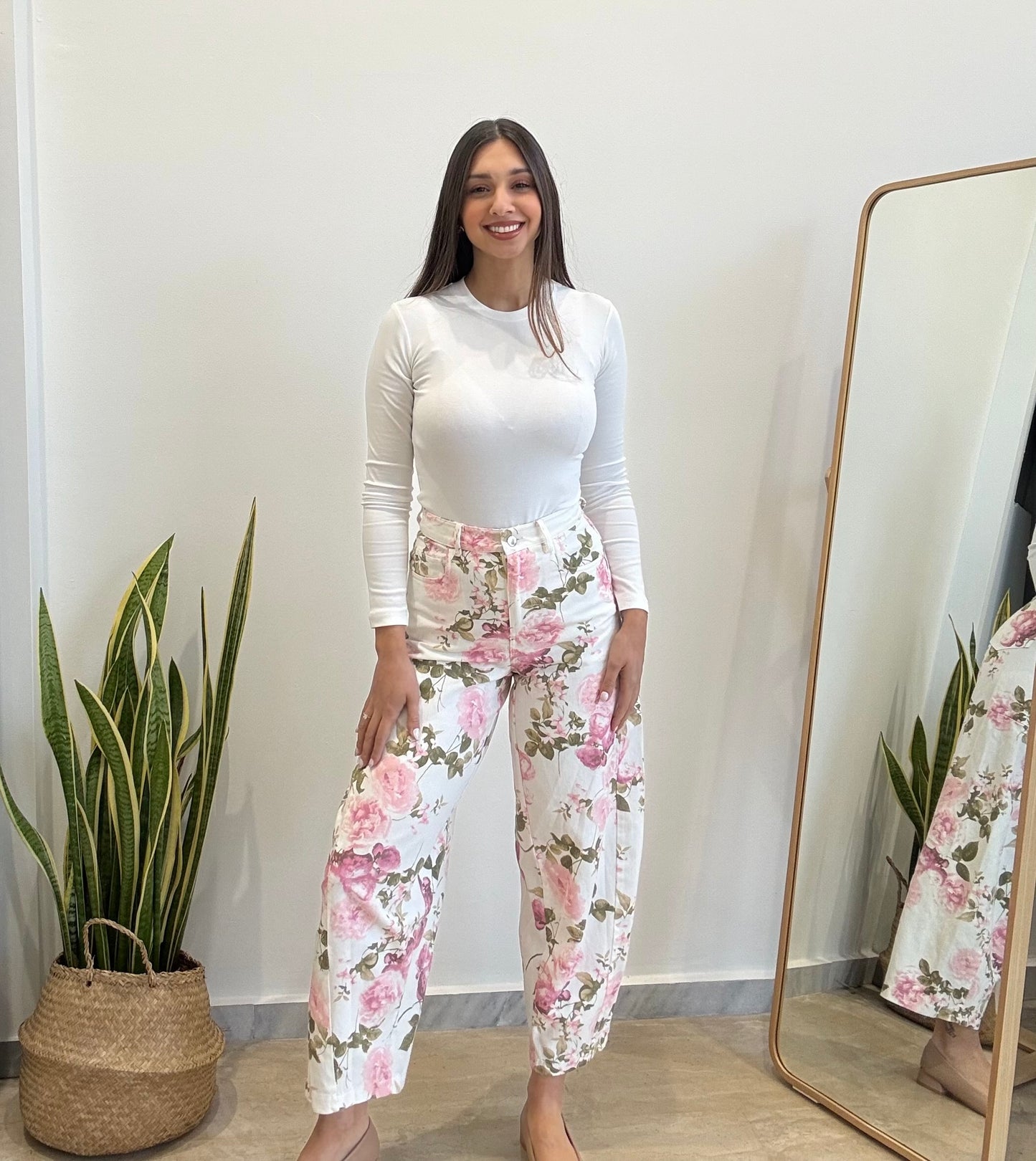 Σετ τζάκετ και παντελόνι  λευκό με λουλούδια Lumina