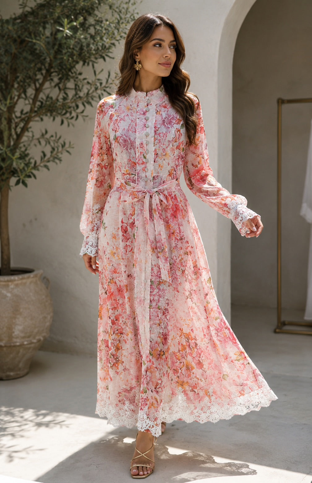 Floral Maxi φόρεμα με δαντέλα και ζώνη