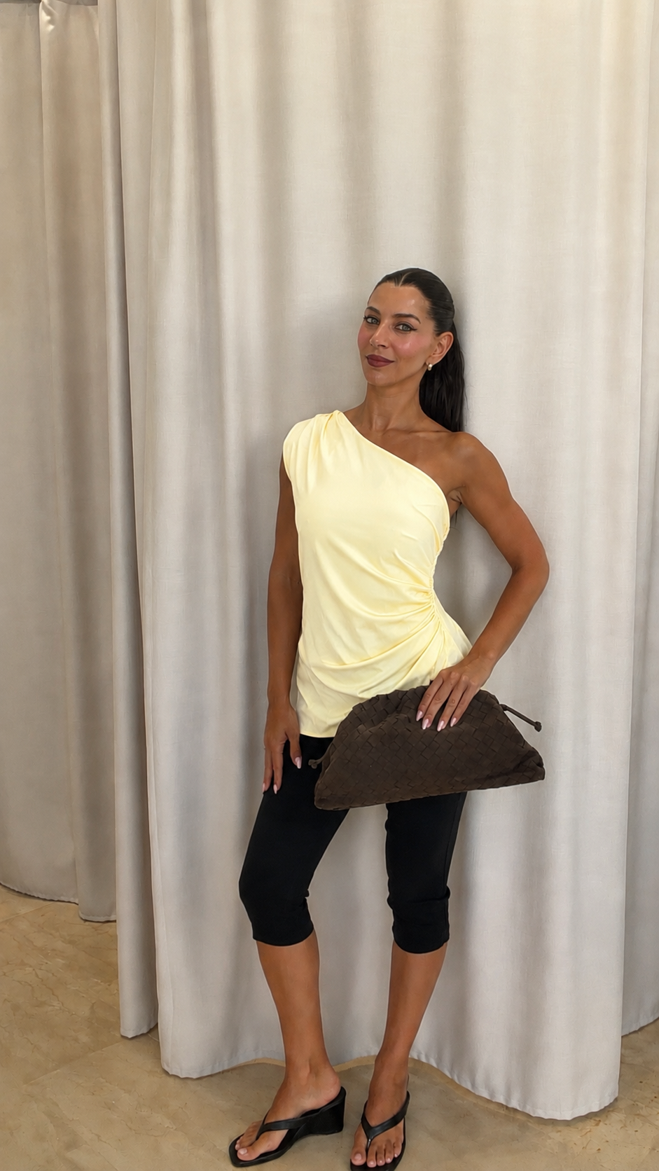 Μπλούζα One Shoulder με Σούρες