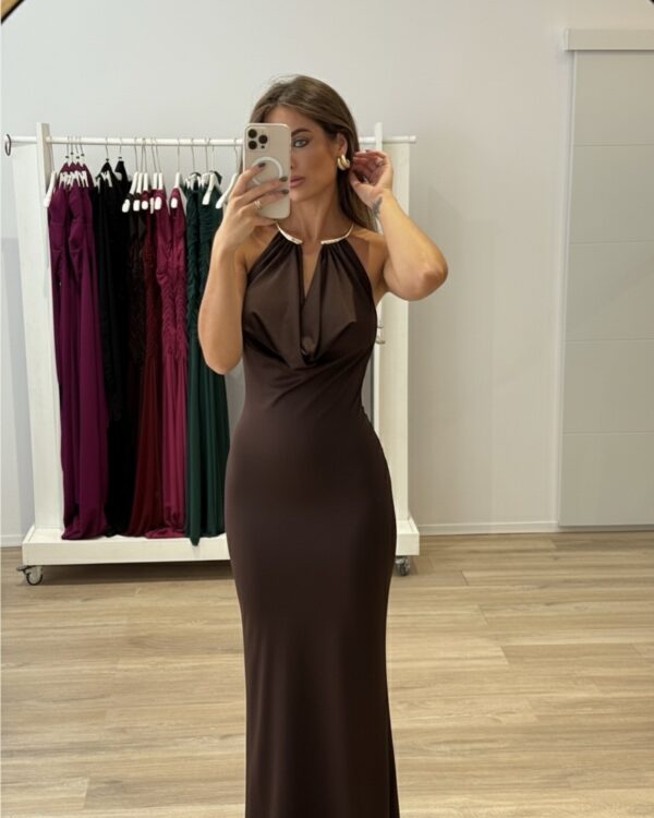 Μάξι φόρεμα με χρυσό τσόκερ