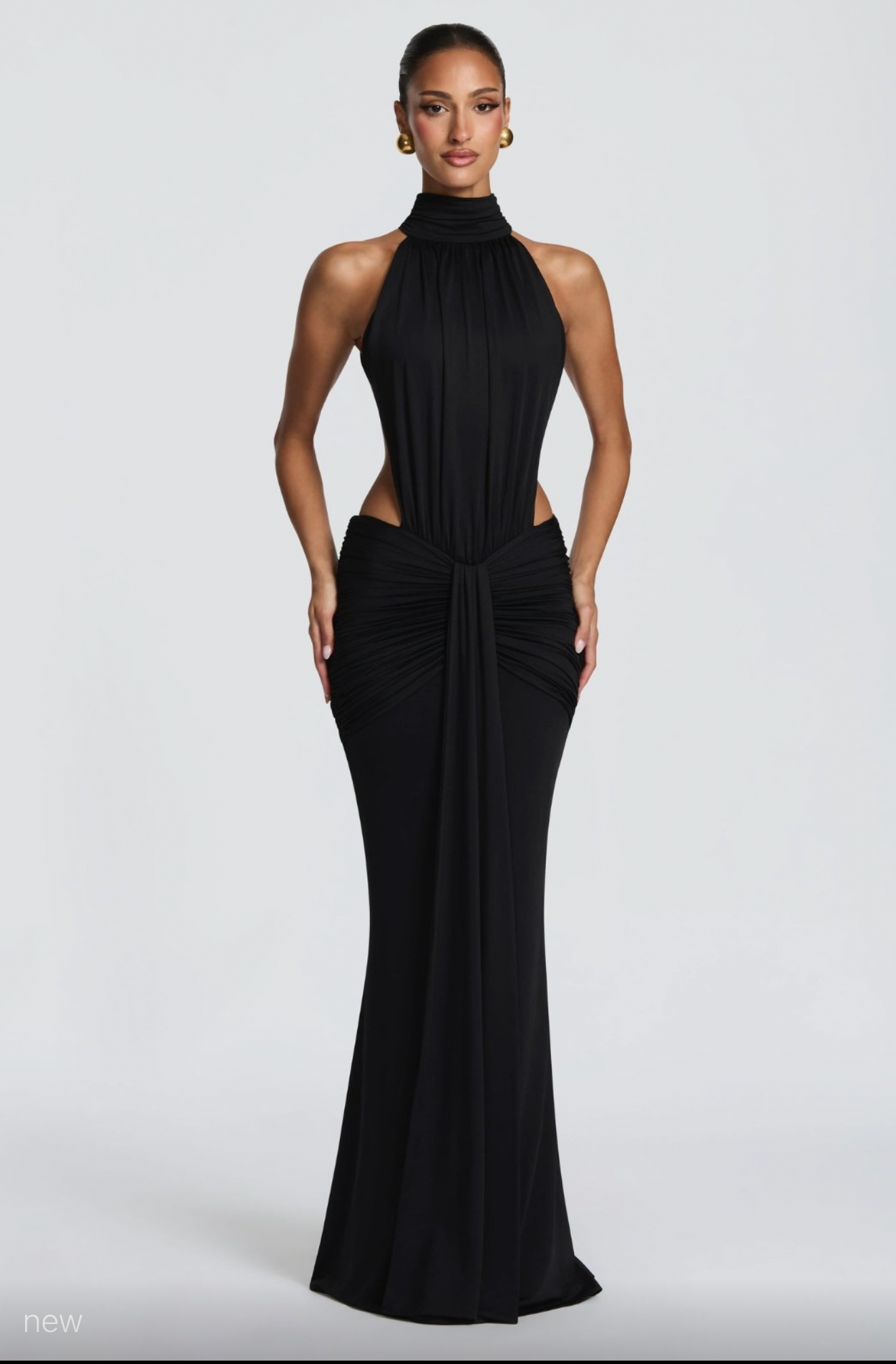 Maxi Φόρεμα με Ανοιχτή Πλάτη & Halter Λαιμό