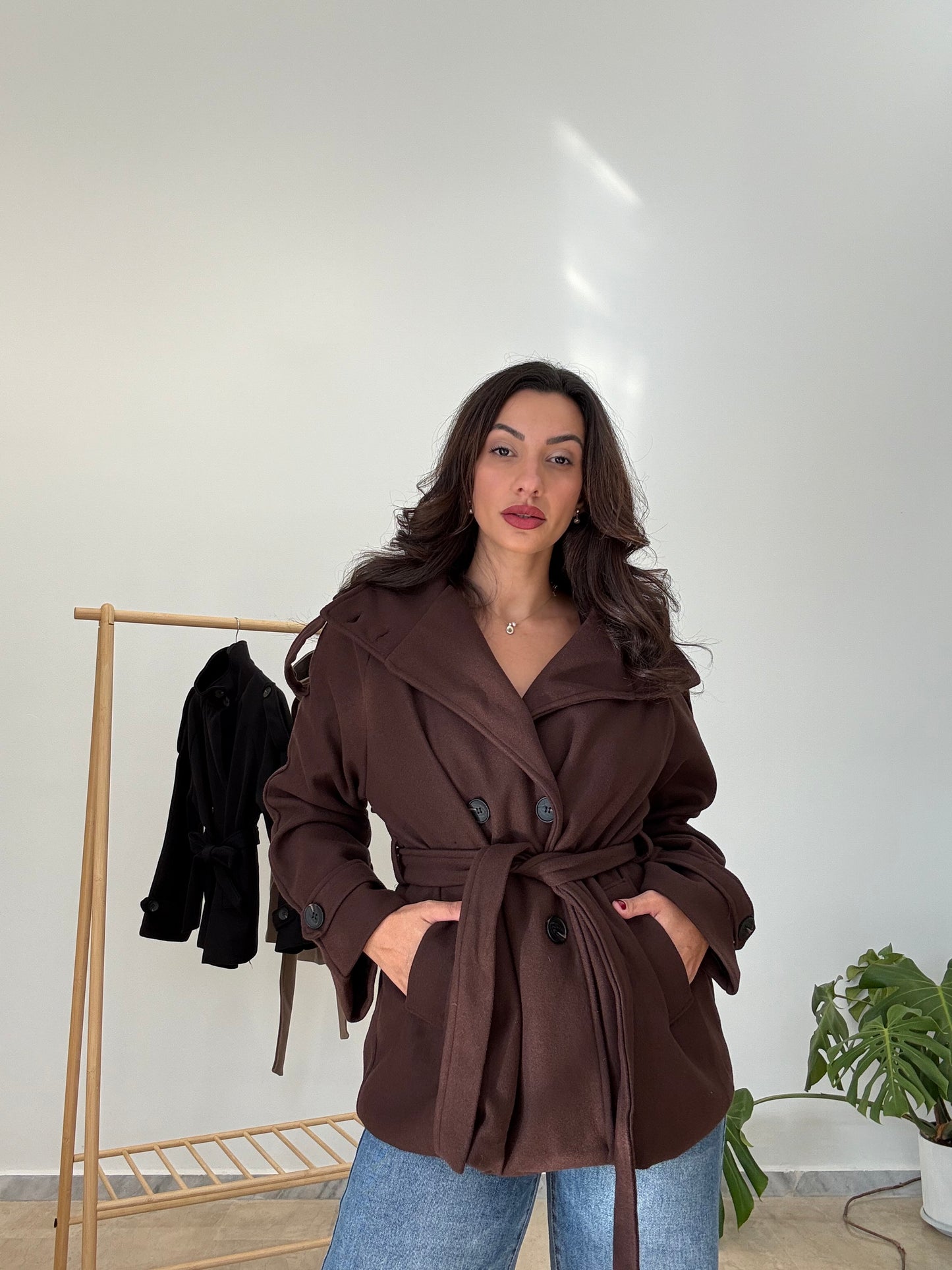 Πανωφόρι με κουμπιά και ζώνη