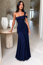 Maxi φόρεμα one shoulder με στρας και σούρες μπλε σκούρο