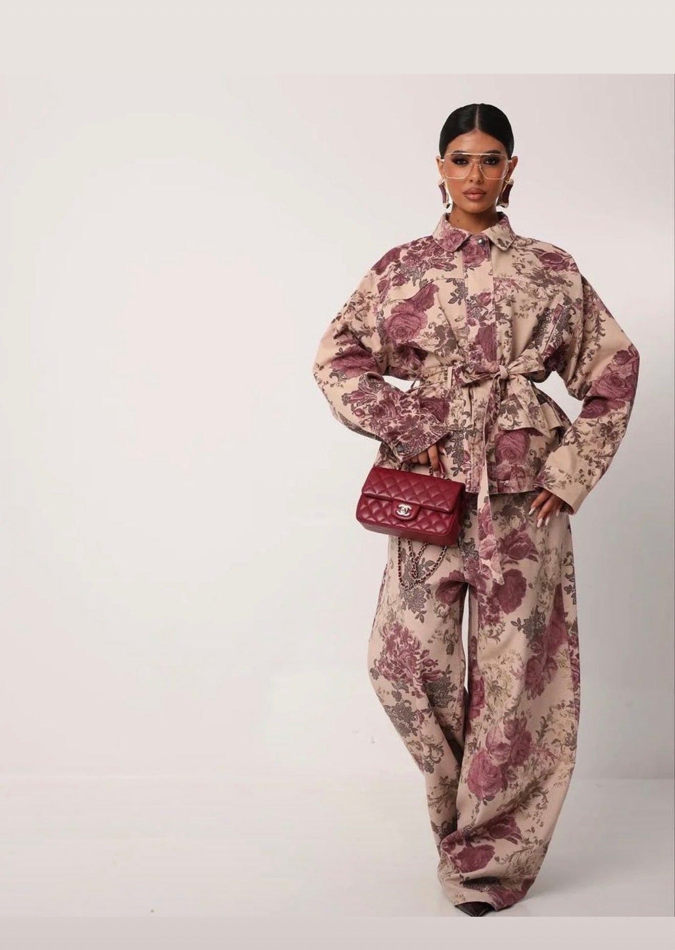 Σετ τζάκετ και παντελόνι  με λουλούδια Lumina