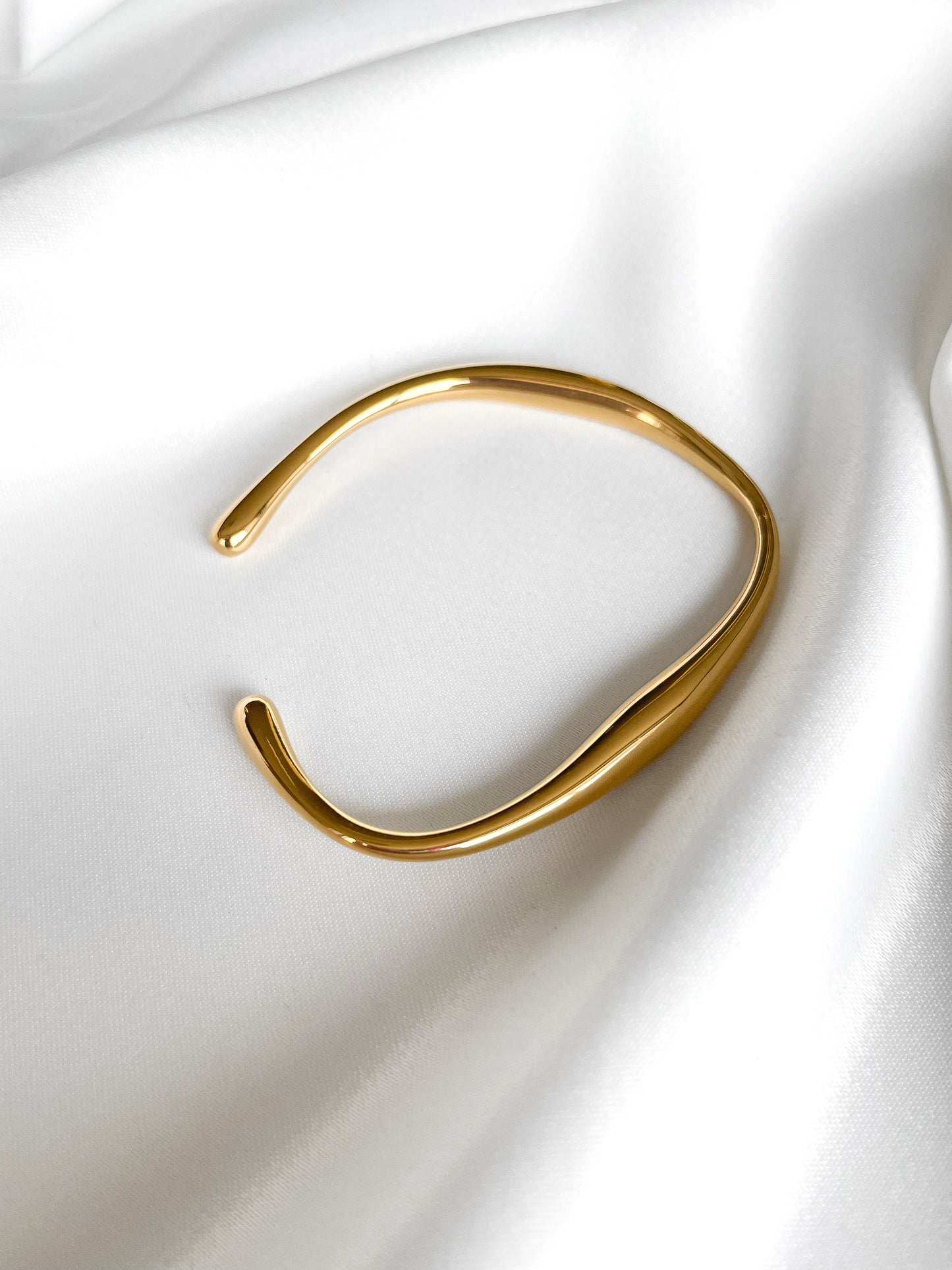 Βραχιόλι χειροπέδα από Ανοξείδωτο Ατσάλι