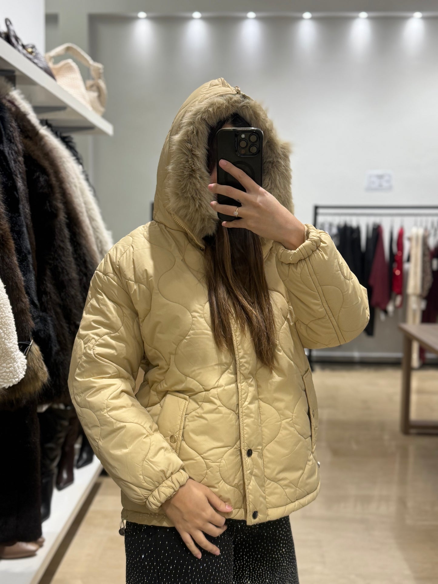 Καπιτονέ μπουφάν