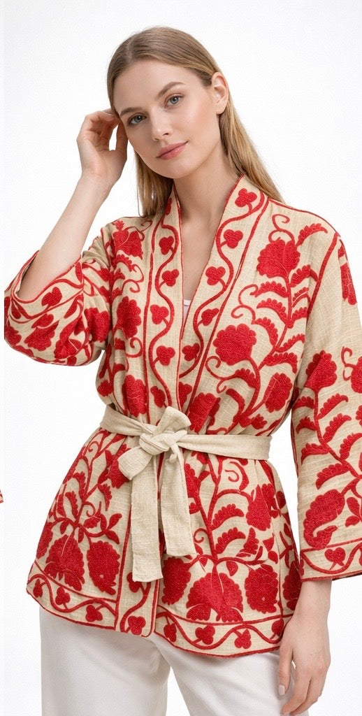 Κιμονό με κόκκινο print και ζώνη