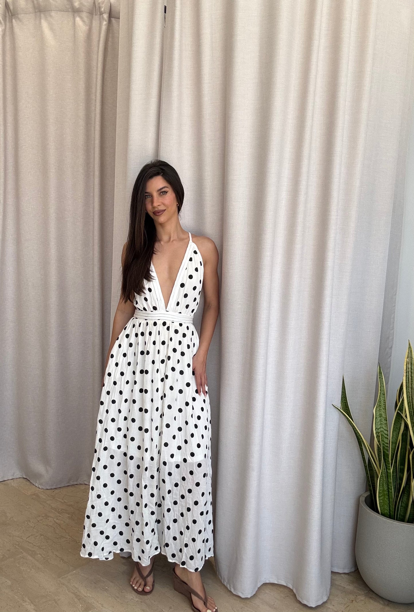 Polka Dot Maxi Φόρεμα με V Ντεκολτέ