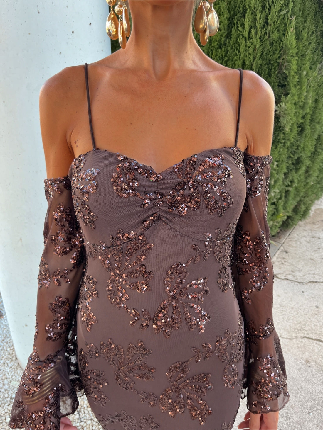 Φόρεμα παγιέτα με μανίκια