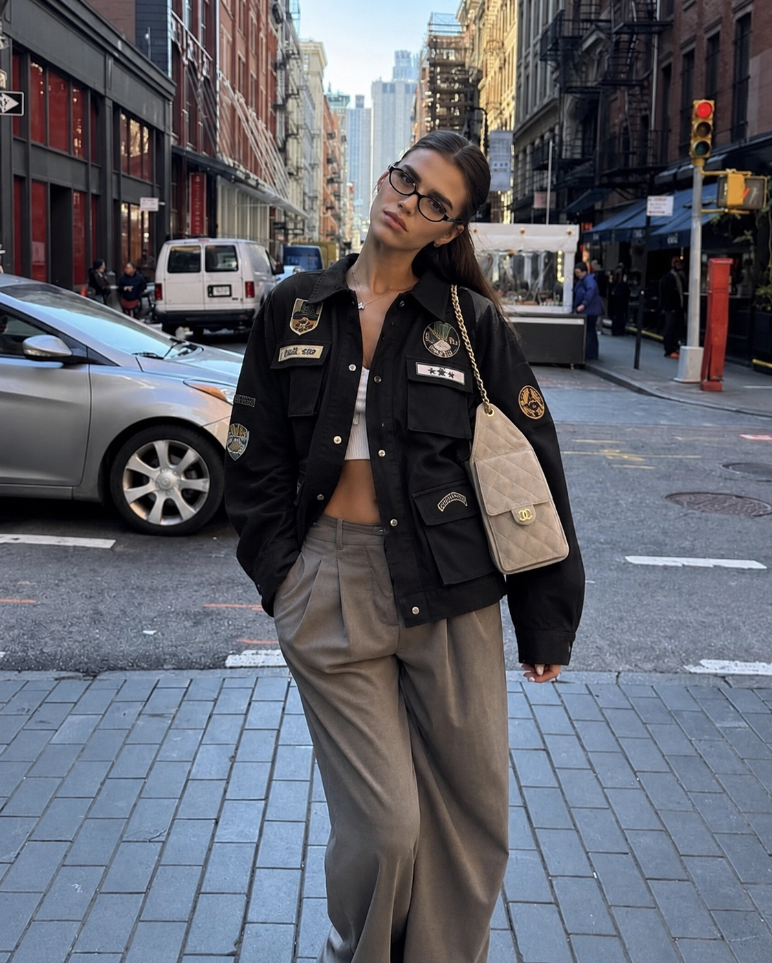 Oversized jacket με patches και φτερά