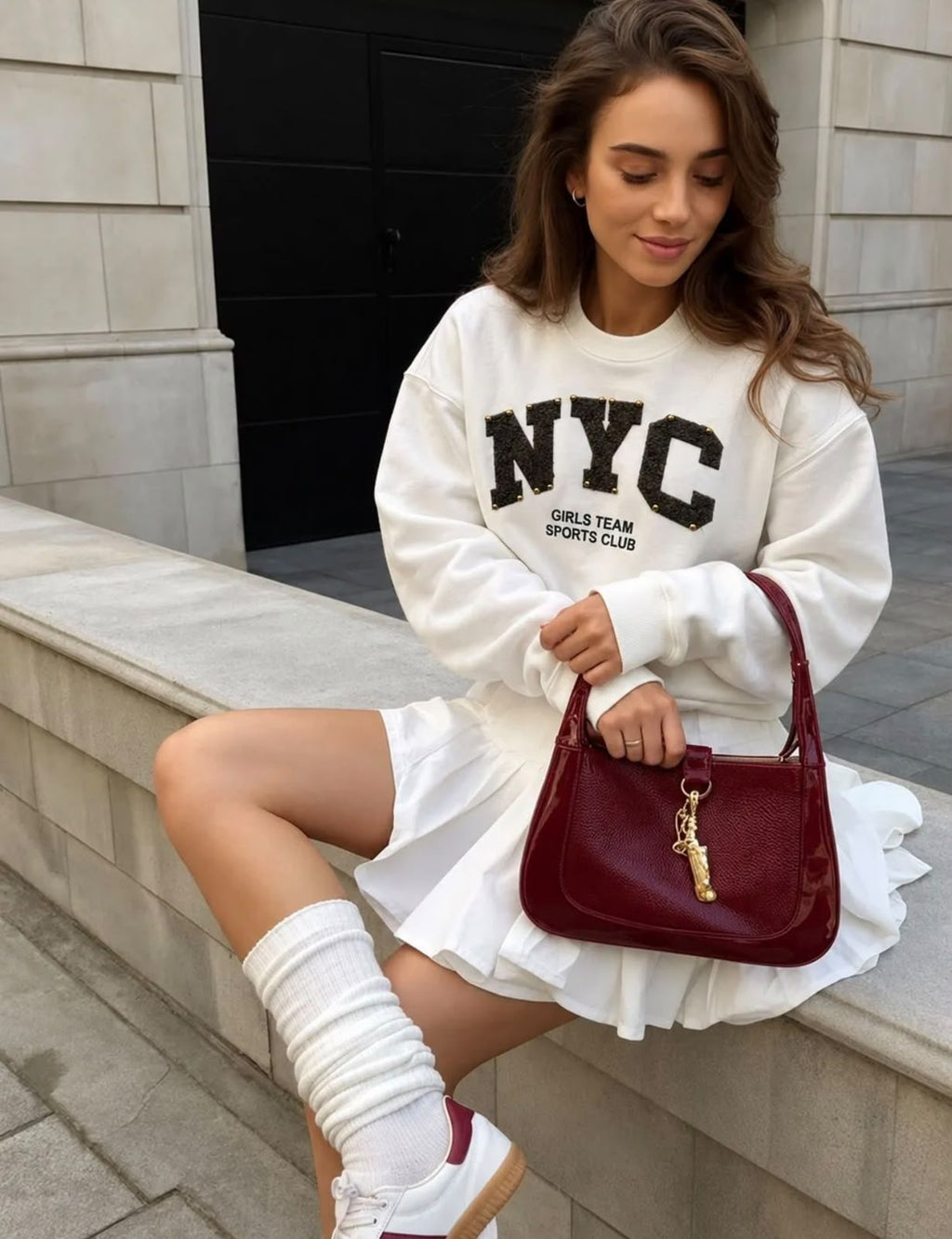 Φούτερ NYC λευκό με μαύρα γράμματα