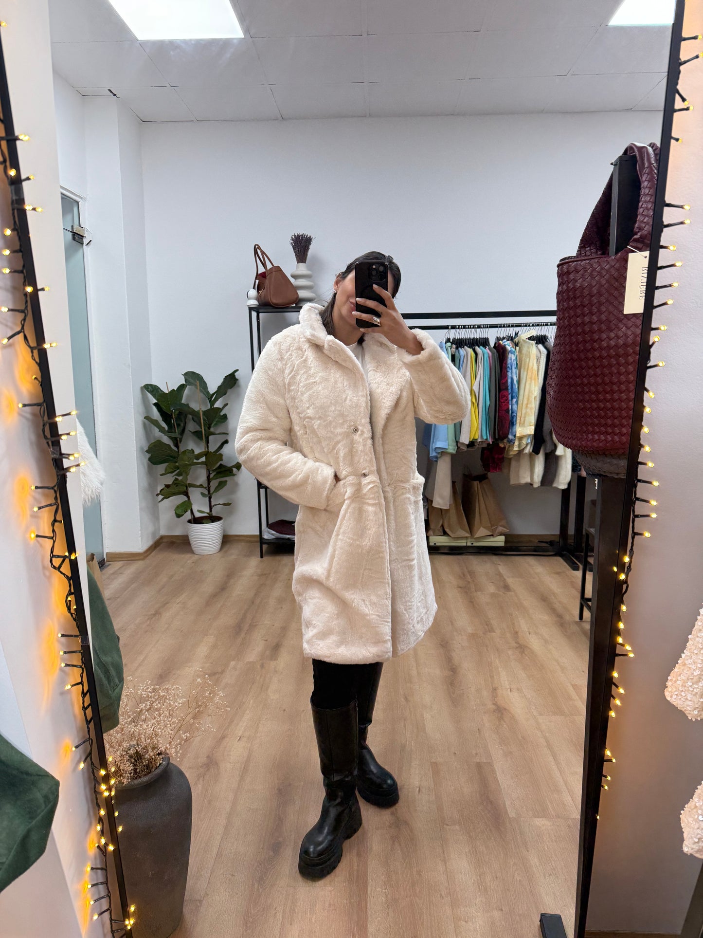 Μακρύ Παλτό  Faux Fur με γιακά