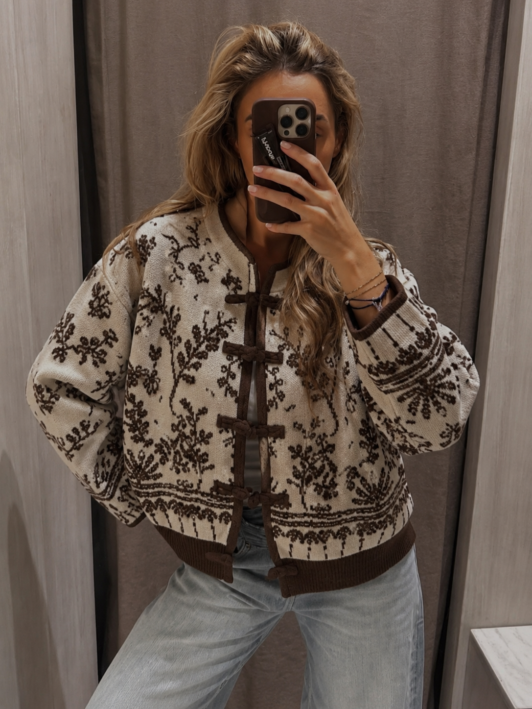 Πλεκτή Ζακέτα με Floral Σχέδιο