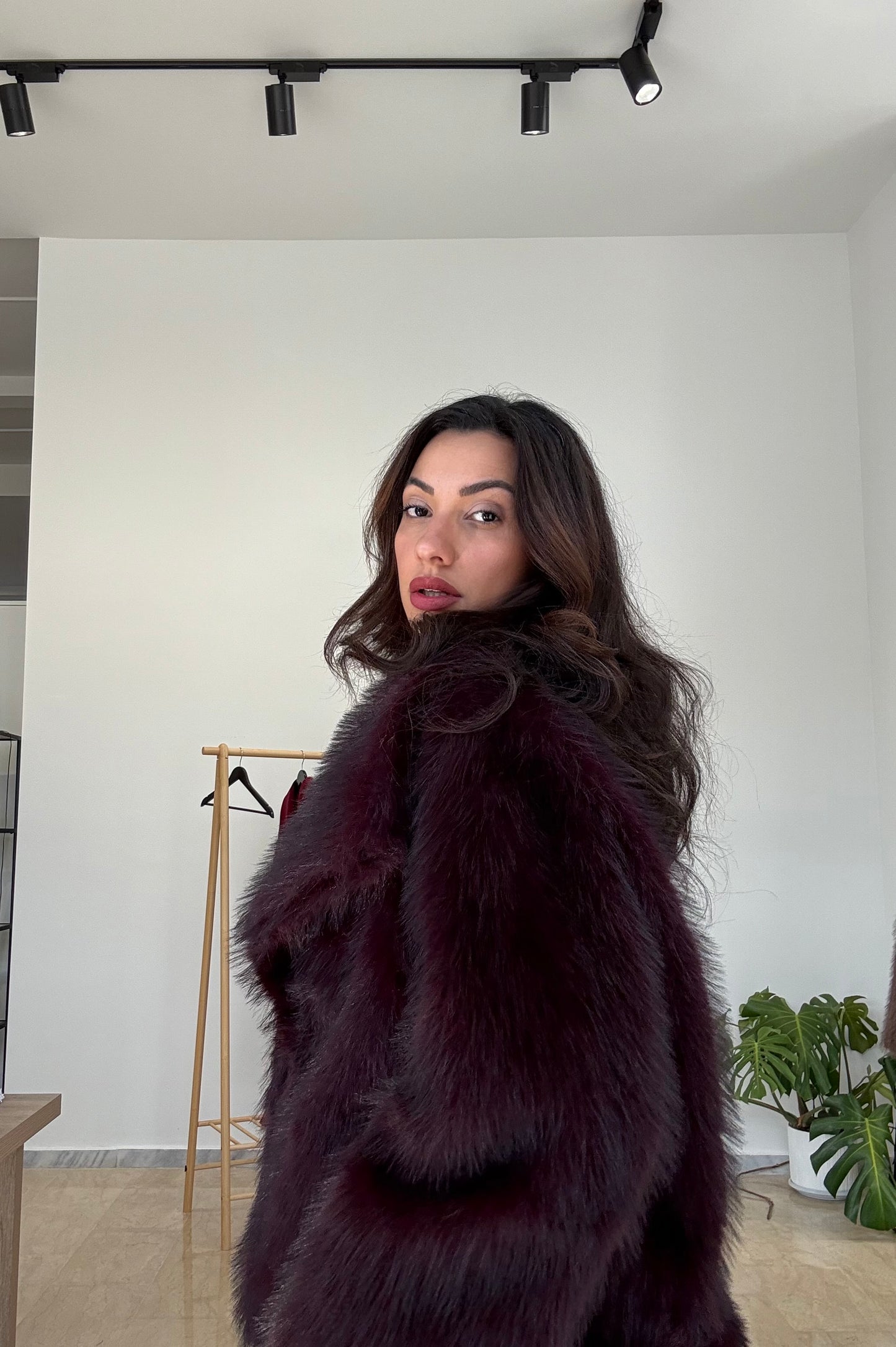 Faux γούνα με γιακά