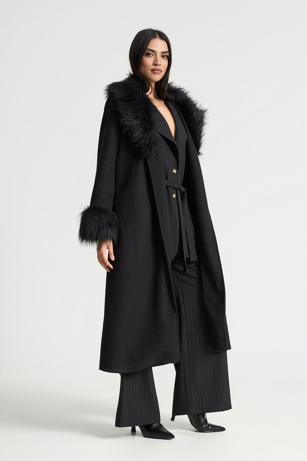 Παλτό με αποσπώμενη faux γούνα στο γιακά