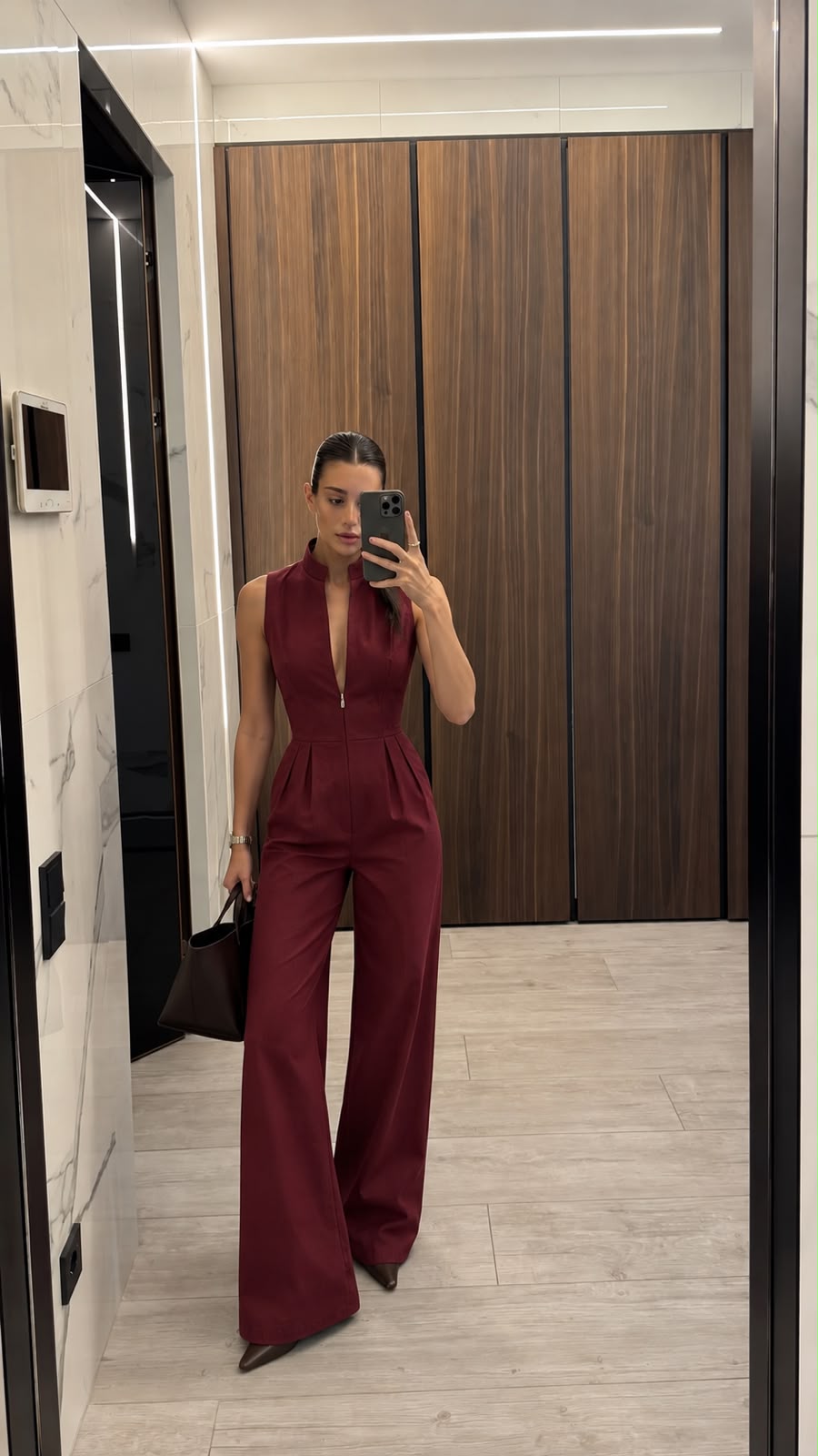 Ολόσωμη Φόρμα με Φερμουάρ και Wide Leg Μπορντώ