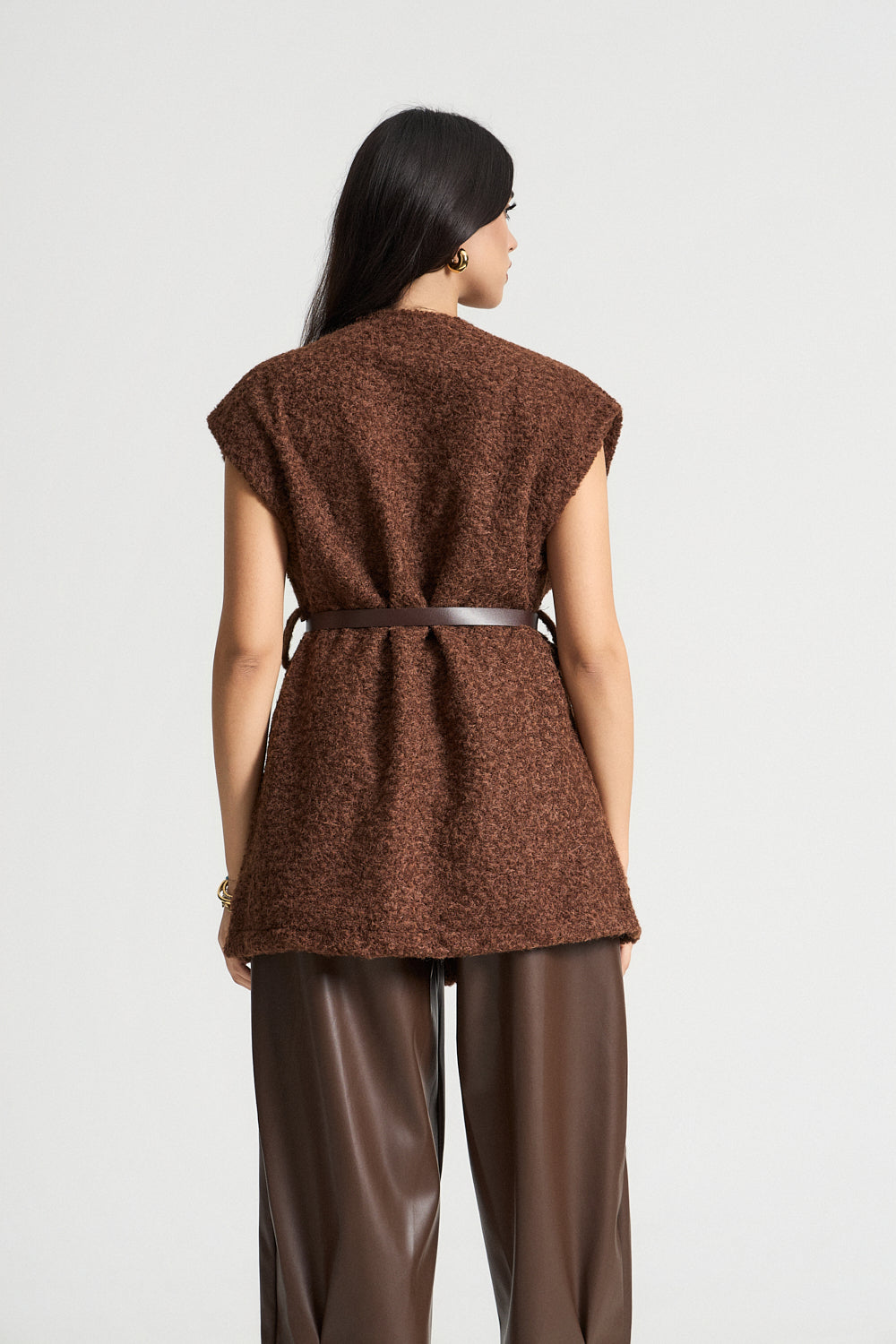 Γιλέκο αμάνικο με ζώνη