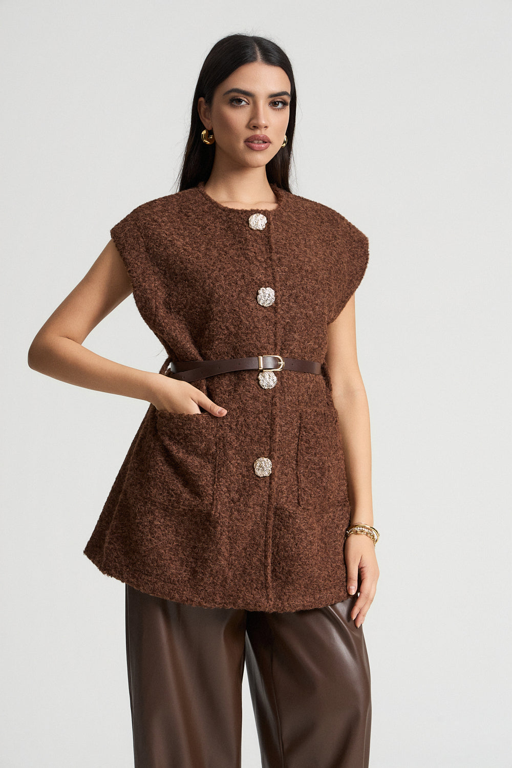 Γιλέκο αμάνικο με ζώνη