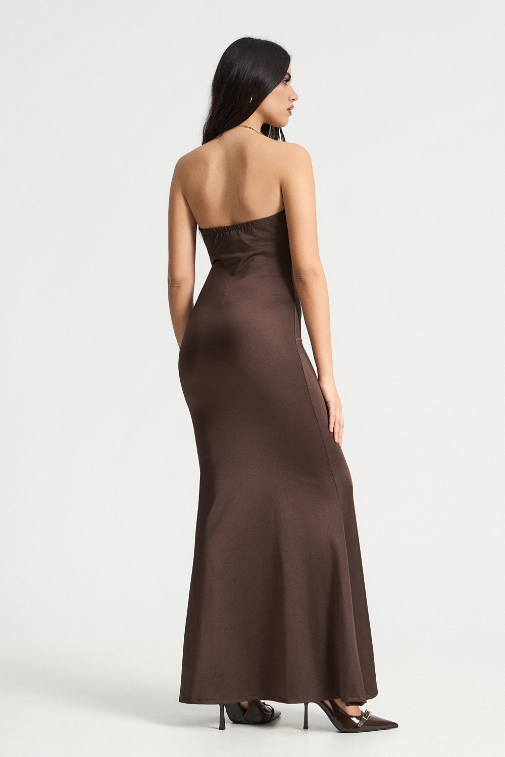 Μάξι φόρεμα με χρυσό τσόκερ