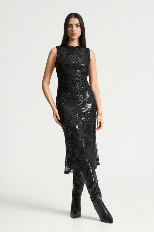 Φόρεμα με έξω πλάτη και παγιέτα